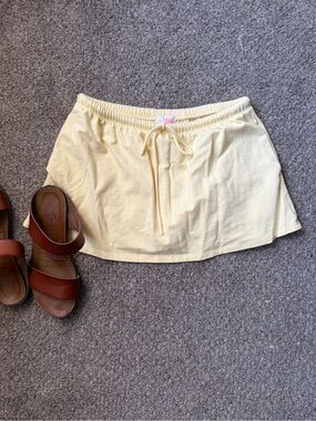 Butter Yellow Skort